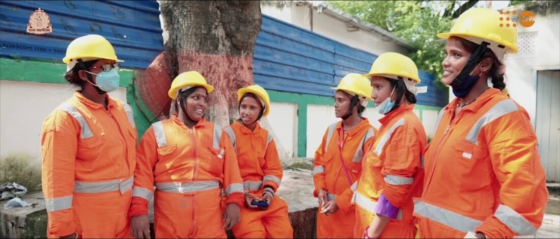 Women sanitation workers in a UNFPA India documentary filmed by the AWSM company